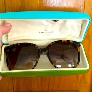 Kate Spade ♠️ leopard Sunglass